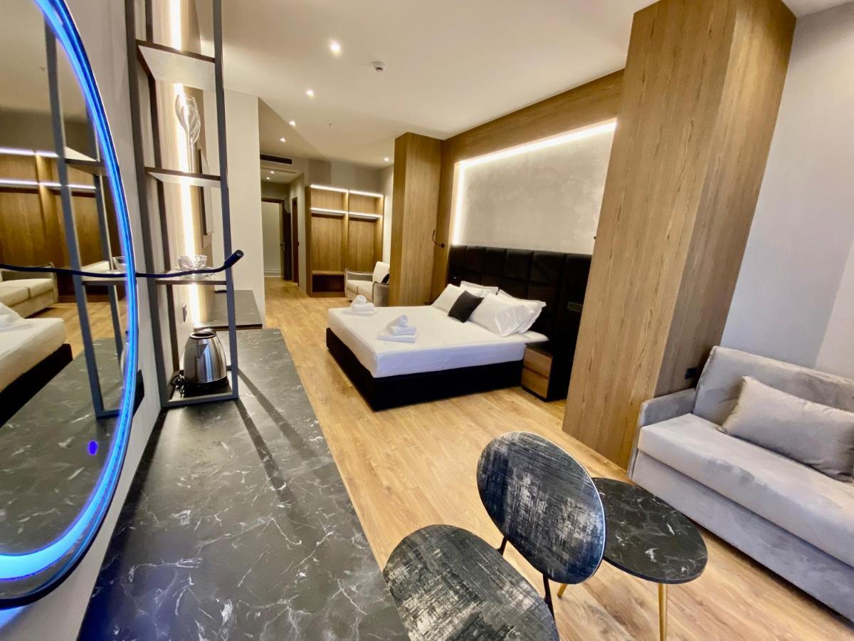 Elmar Hotel Vlore Exterior photo