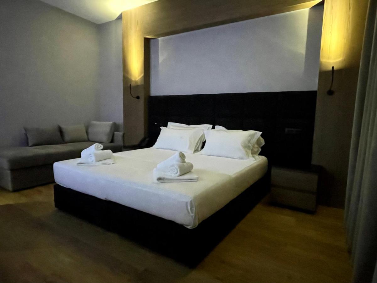 Elmar Hotel Vlore Exterior photo